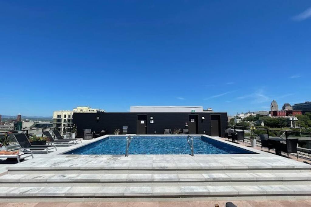 Condo Chic, Centre-Ville Piscine, Terrasse, Gym Квебек Екстер'єр фото